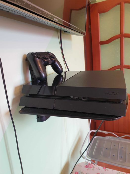 Сони пластейшен 4 б/у