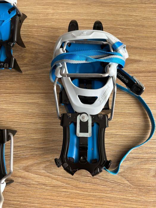 Coltari zapada Simond Makalu 12 varfuri