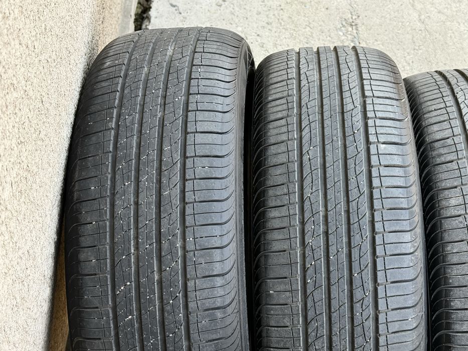 215|55 R18. Комплект шин.