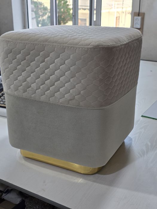 Качественные пуфики в наличии и на заказ