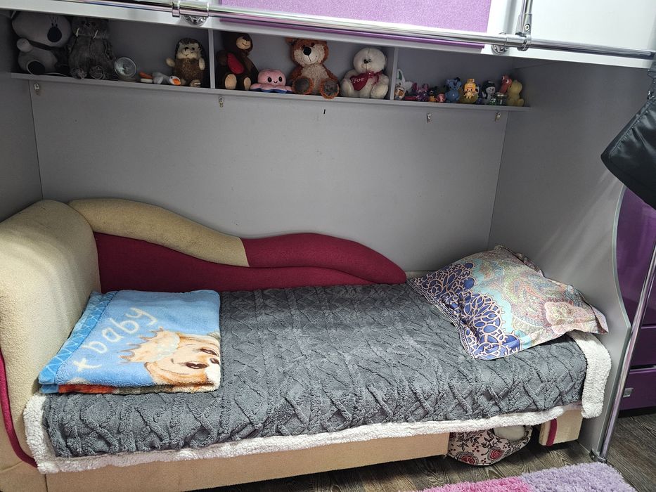 Продам детский спальный гарнитур