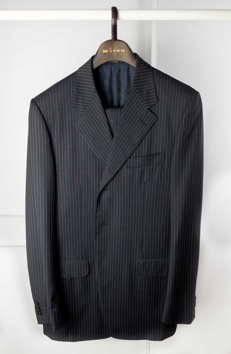 Мужской классический костюм Corneliani