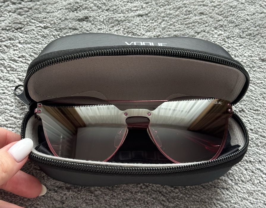 Слънчеви очила VOGUE