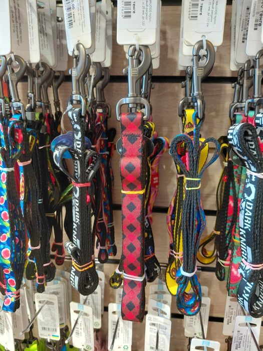 Ошейники, поводки, шлейки