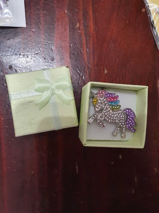 Синджири Unicorn и конче