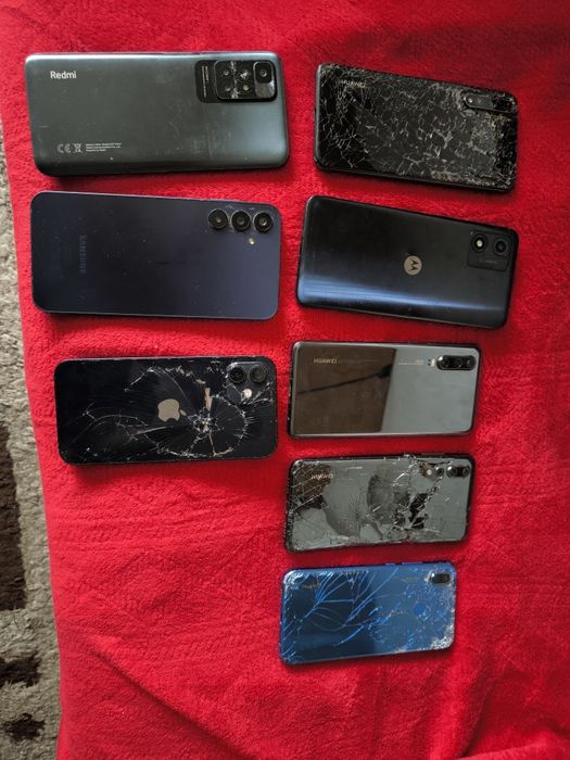 8 telefoane pentru piese sau reparație ecrane sparte 20 lei buc