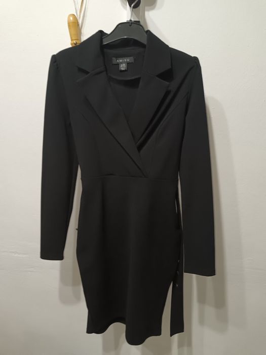 Платье новое продпю