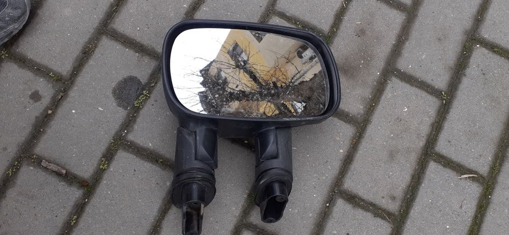Стоп ляв , Огледала Фиат Добло