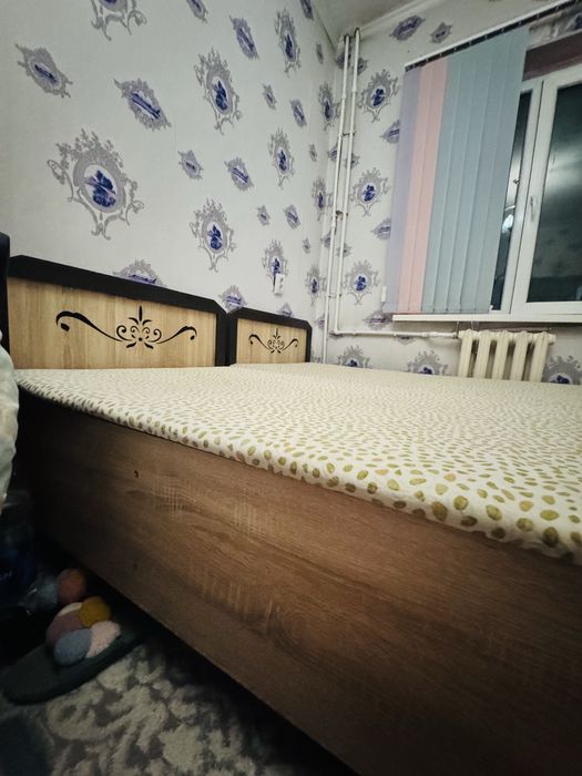 Продам шкаф с двумя кроватями