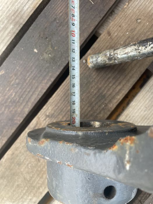 Culpaj mecanic buldoexcavator