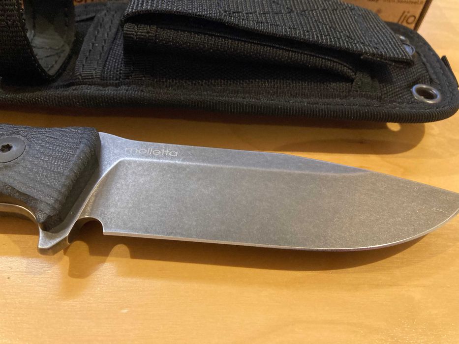 Cuţit Lionsteel M5 M5BG10 + husa (nou, nefolosit)