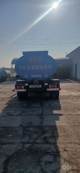 Isuzu vodovoz yaxshi