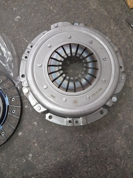 Kit ambreiaj renault .dacia dusterafter market cod302106432Rsi 3020550
