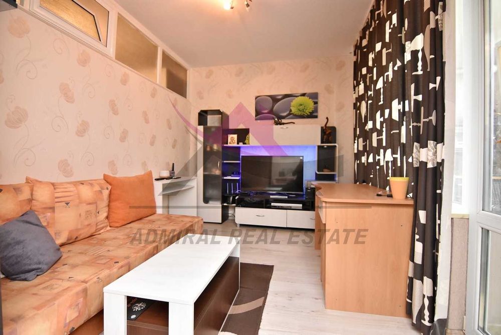 Дава се под наем Двустаен апартамент в Варна, ХЕИ - 50 кв.м за 375 € - Снимка #2