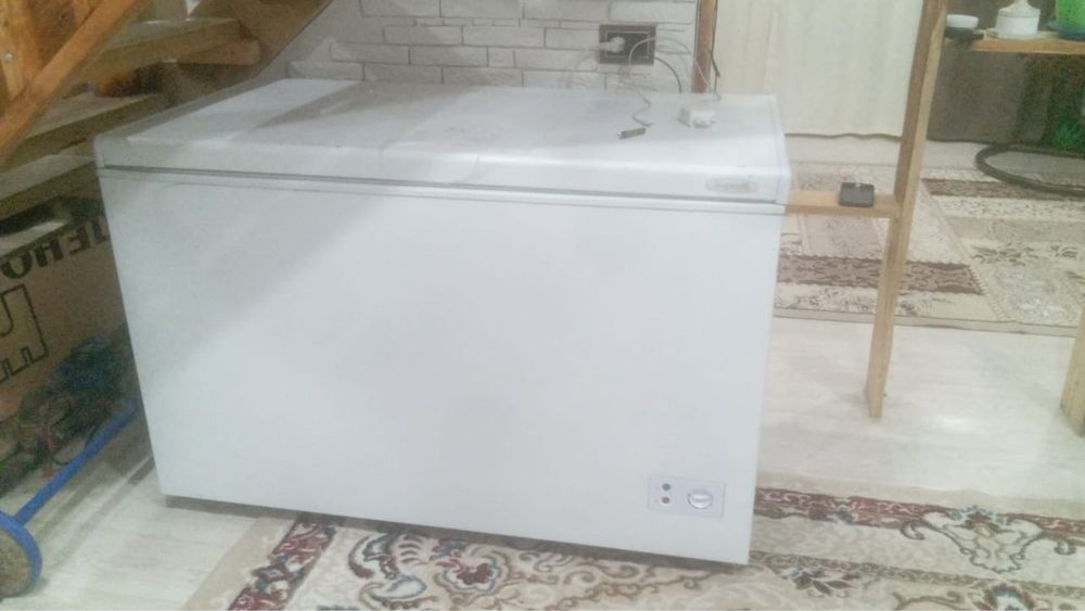 Продам морозильную камеру и холодильник