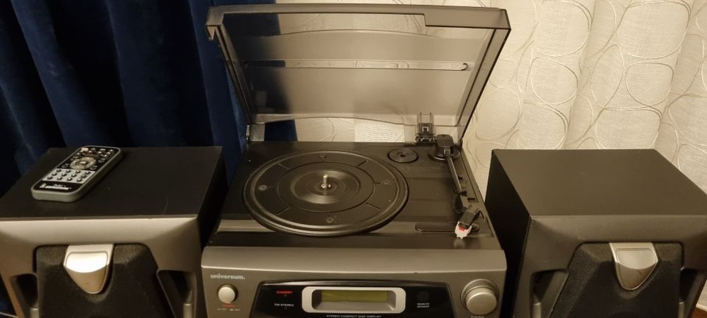 Combina muzicala Universum