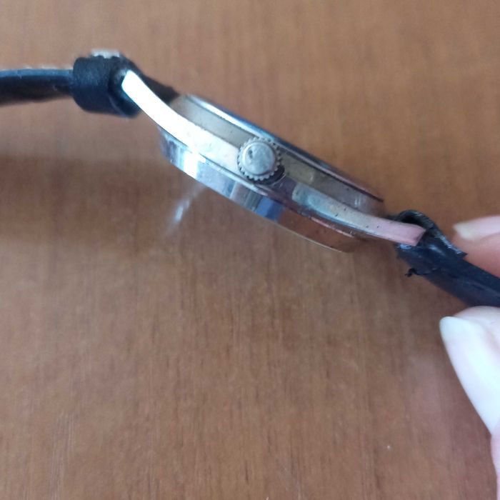 Ръчен мъжки часовник.