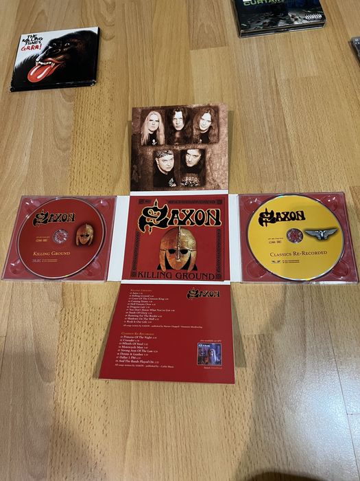 Оригинални CD дискове с музика