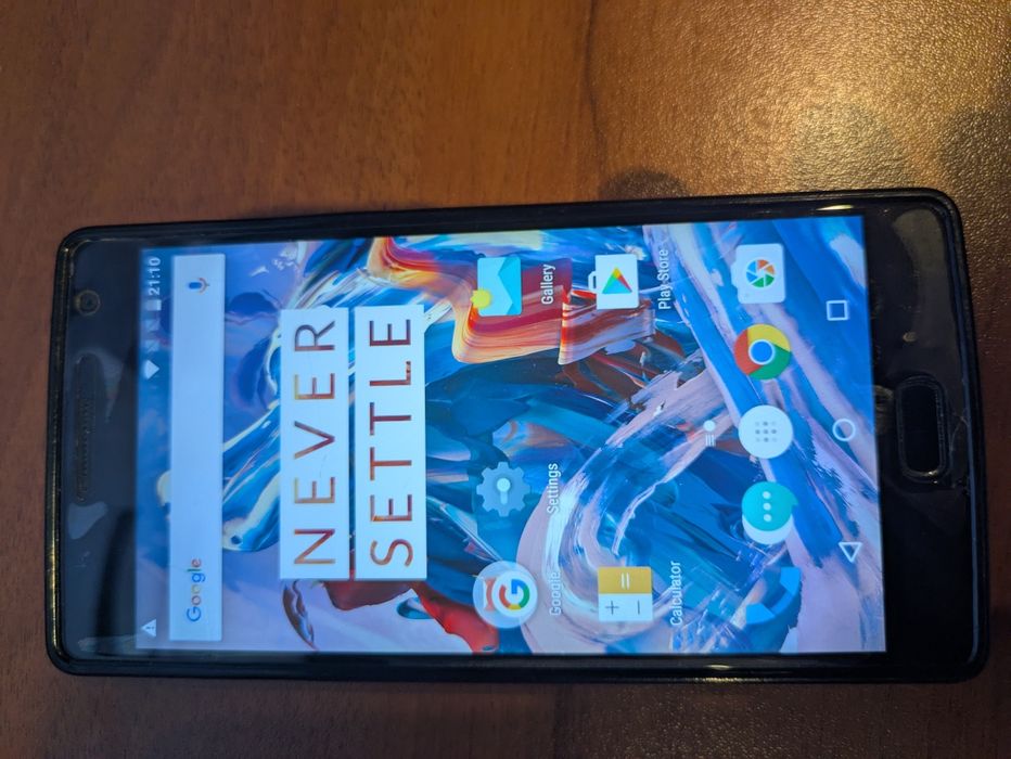 Смартфон OnePlus 2