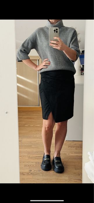 Fusta Armani cu ralie inalta perecuta