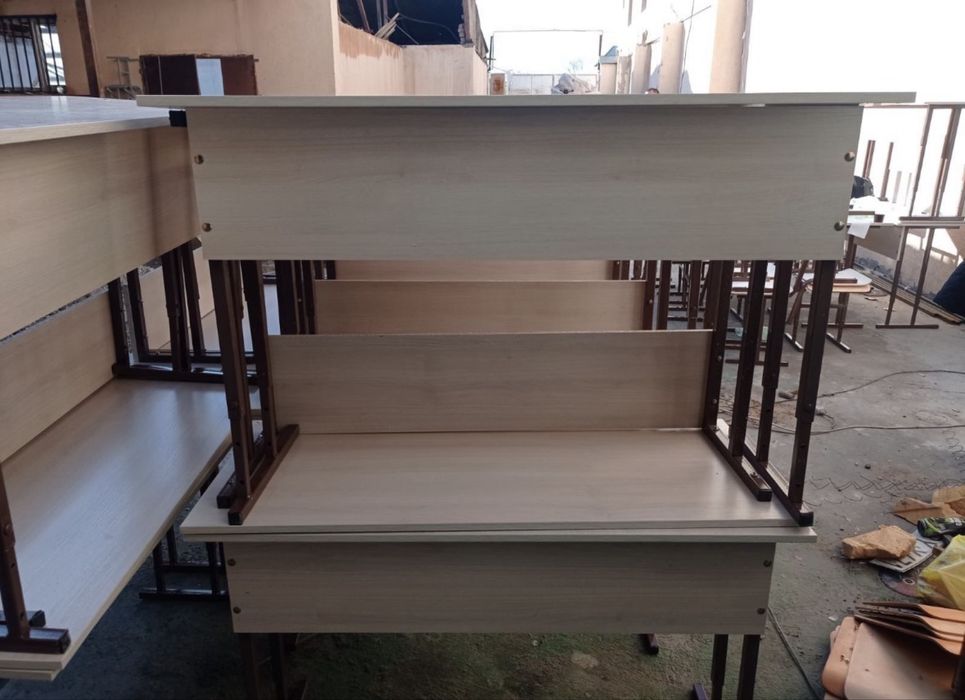 Школьные парта для учеников оптом