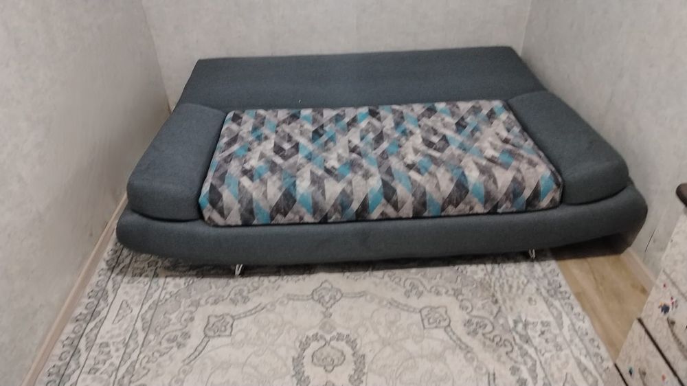 Продам диван б/у