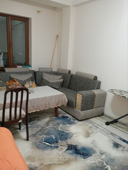 метро Хамид Олимжон рядом 1-комнатная квартира.