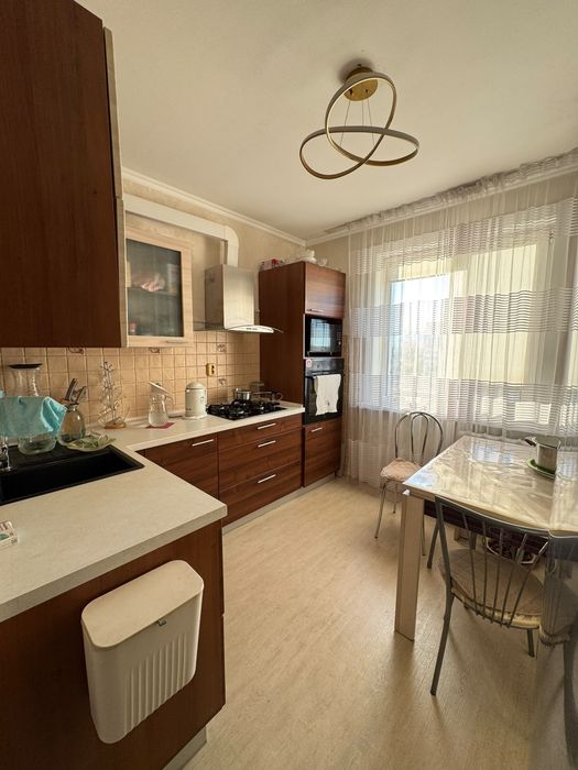 Продам 3 ком квартиру в районе 8шк
