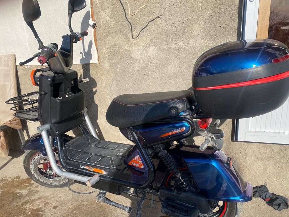 Skuter sotiladi yangi