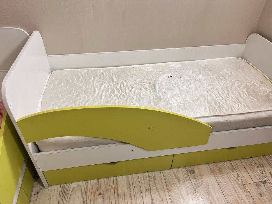 Детская кровать 2 штуки