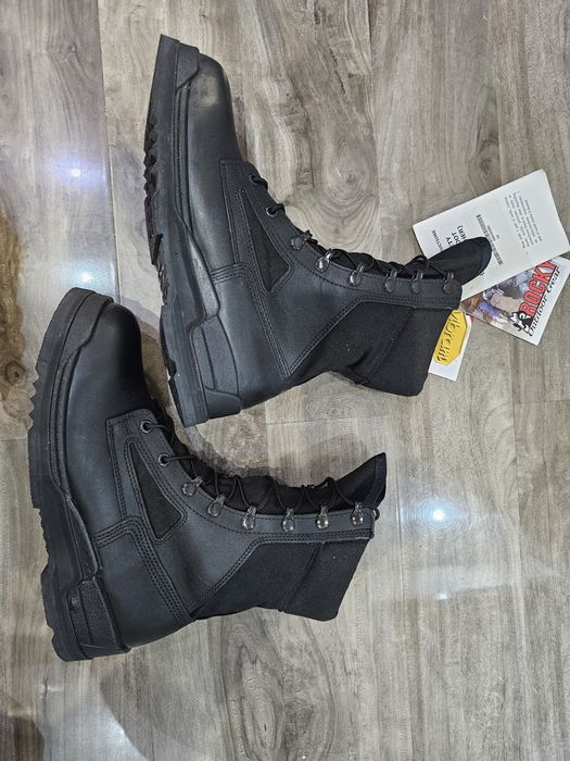 Bocanci Rocky nr 42, cu protecție de fier in vârful bocancului!