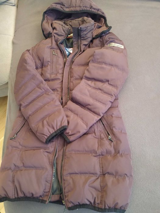 Елегантно,топло пухено почти ново дамско яке