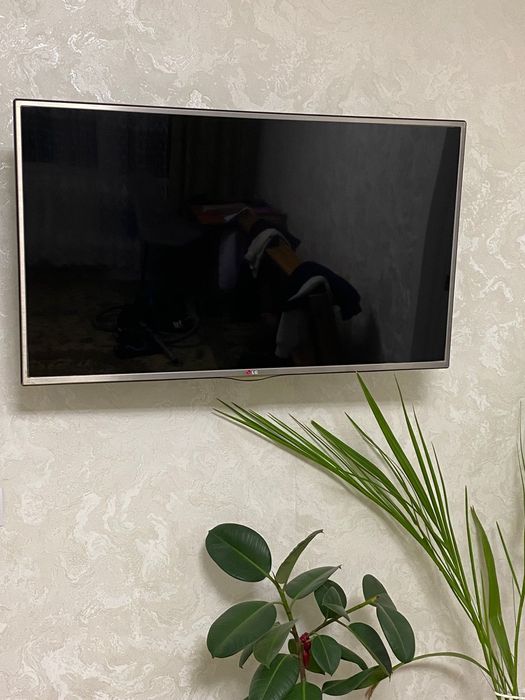 Продается телевизор