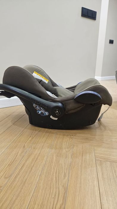 Детское автокресло