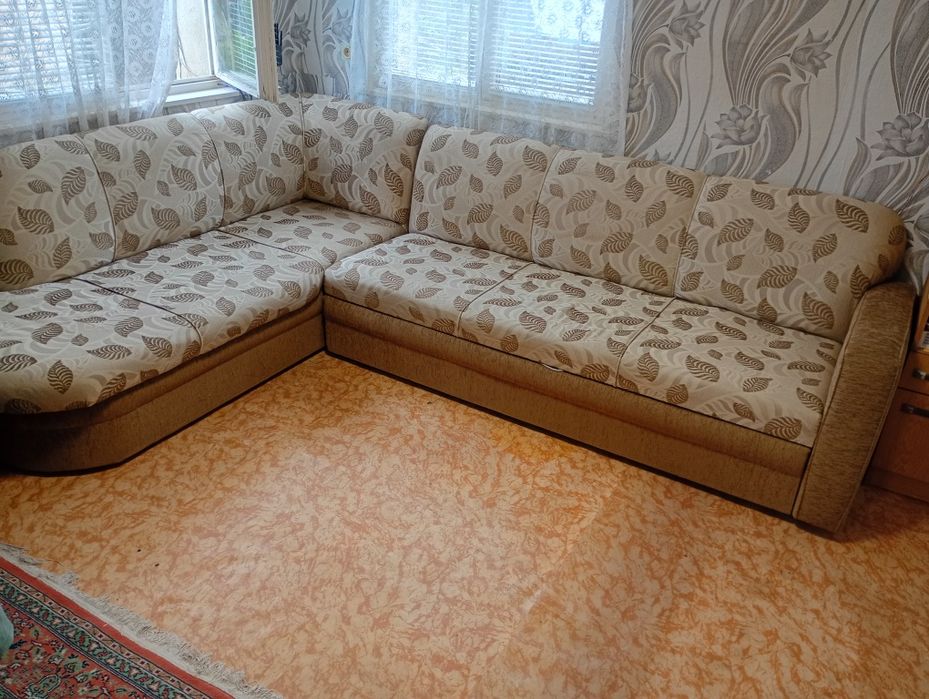 Продава се Ъглов диван