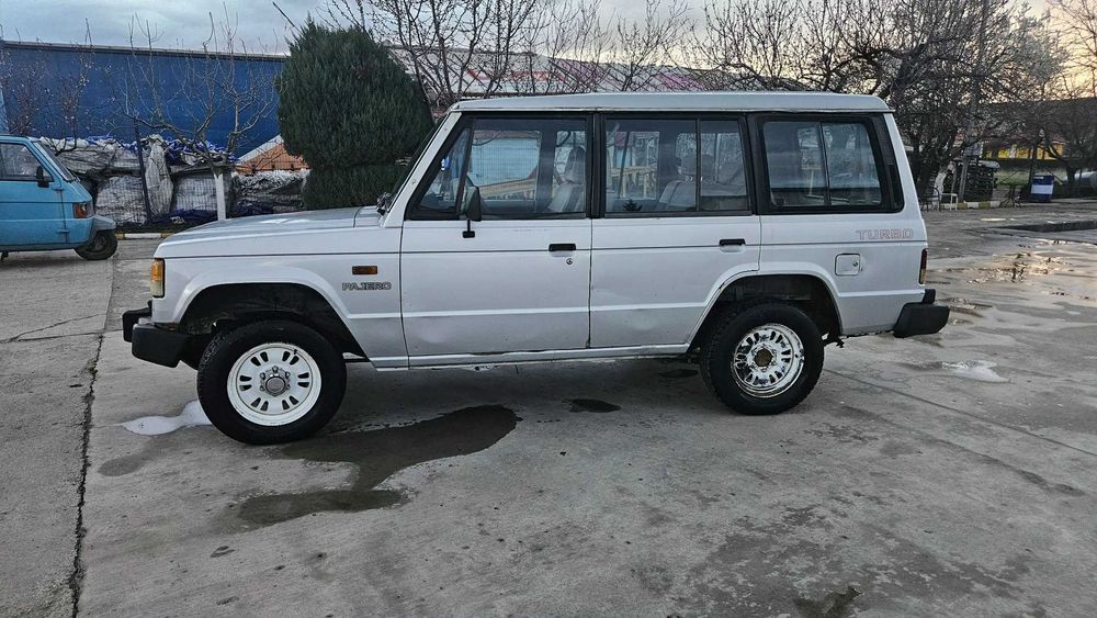 ПРОДАВАМ Mitsubishi Pajero