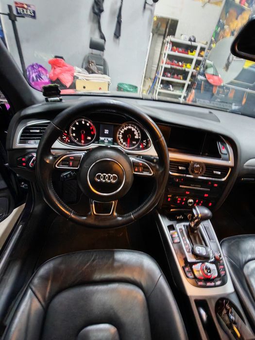 Volan Audi A4 b8 2013