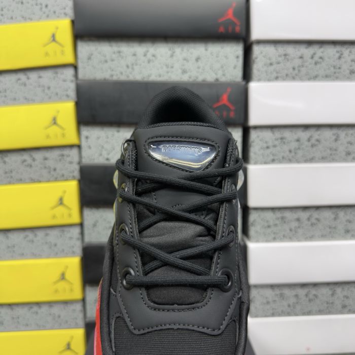 Raf Simos Ozweego 3 Black Scarlet ( 36-45 )