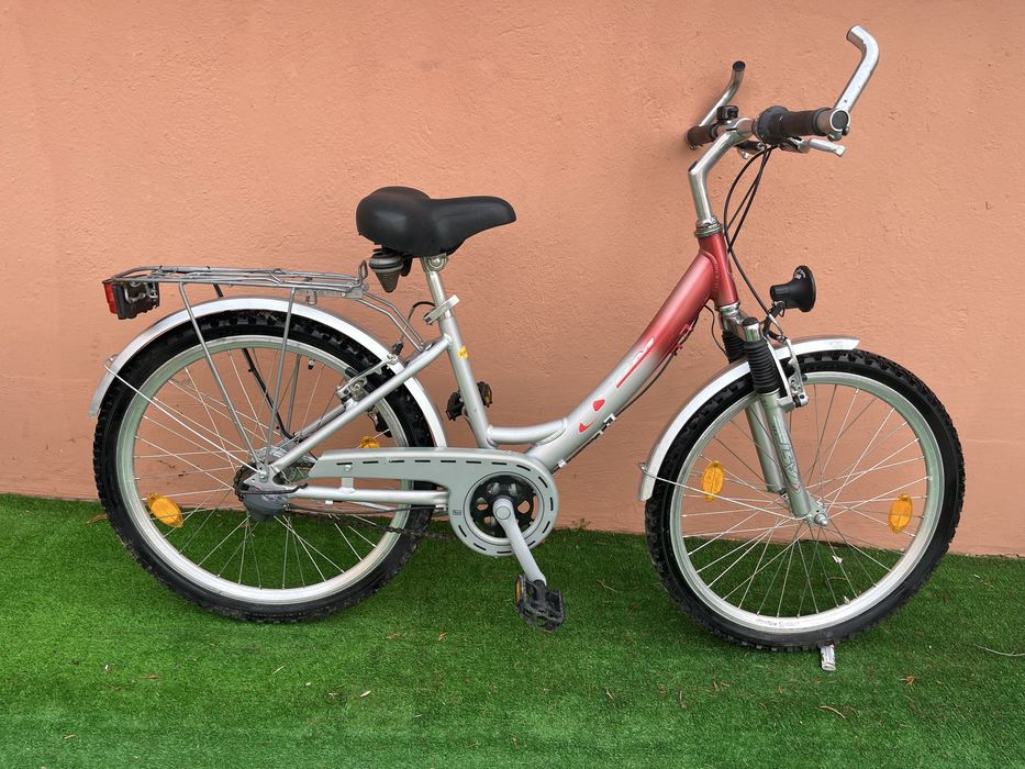 Алуминиев Велосипед CBM 24цола 7скор.Вътрешни