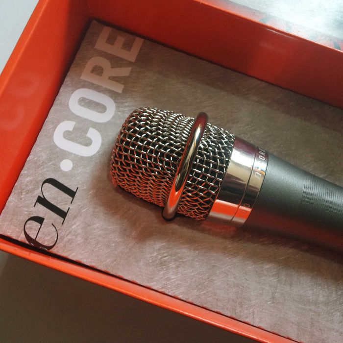 Динамический XLR микрофон Blue en Core