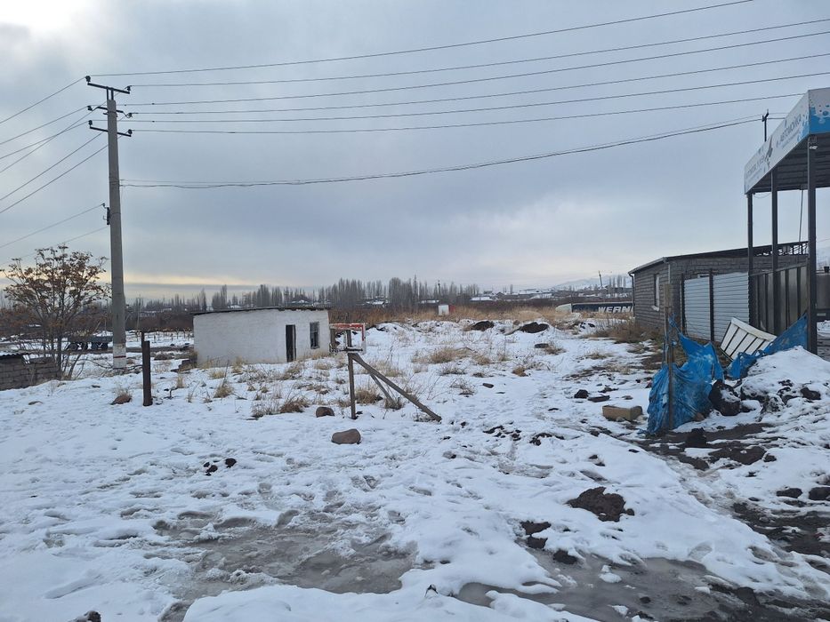 Нотурар курилишга тайор ер сотилади дакументи тоза 100 фоиз.