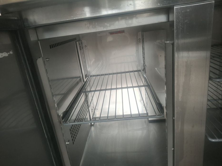 Хладилна маса с вграден салат бар, precision