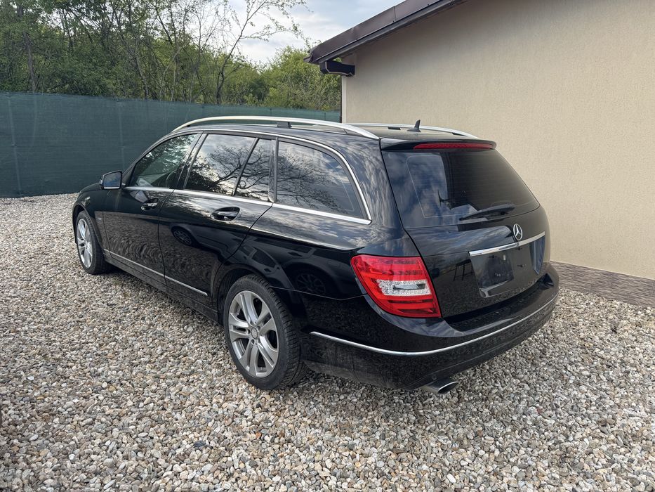 Mercedes c-klass 2.2 Avangarde pachet sport pachet Bixenon