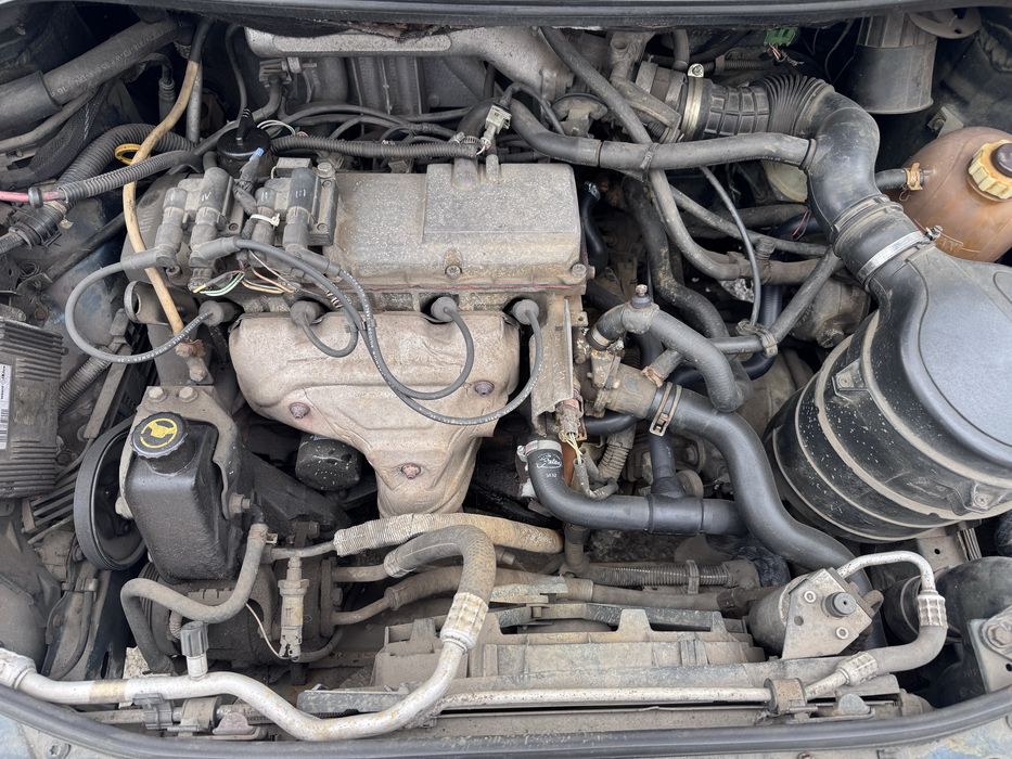 Рено Меган Сценик 1.6и 90кс 1997г На Части