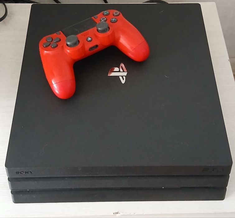 Ps 4 pro 1tb 11.00
