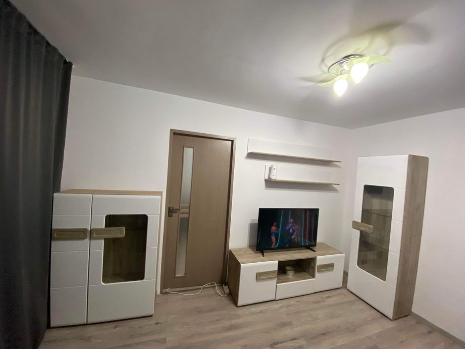 Montaj mobila !Montez/asamblez mobilă