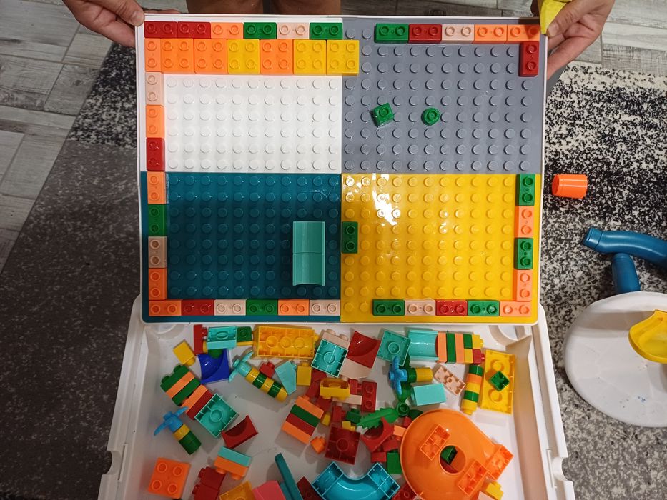 Măsuță lego cu scaunel