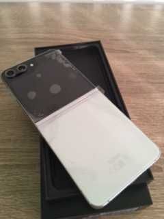 Samsung Z Flip 5, 256 GB (Mint).