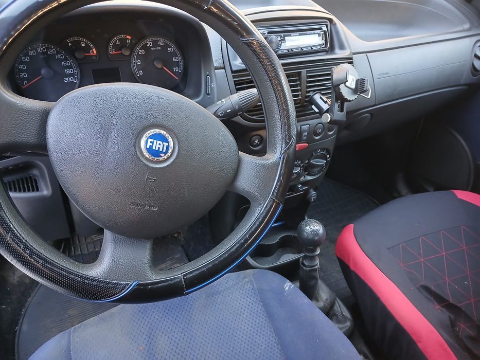 Vand fiat punto