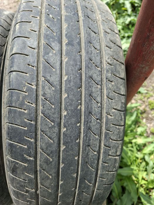 Продам шины 225/60/18 якохама